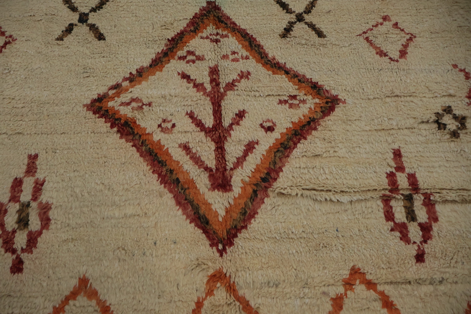 Bohemian Chic Moroccan Area Rug 7x11 for Cozy Interiors