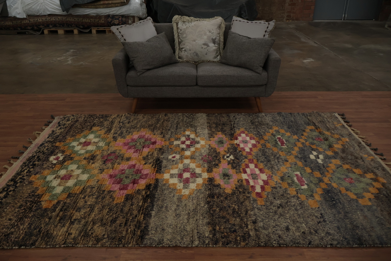 Luxury Moroccan Area Rug 6x10 with Unique Geometric Motif