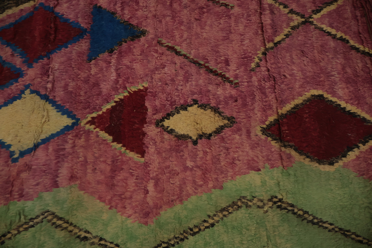 Colorful Moroccan Area Rug 7x11 with Intriguing Geometric Designs