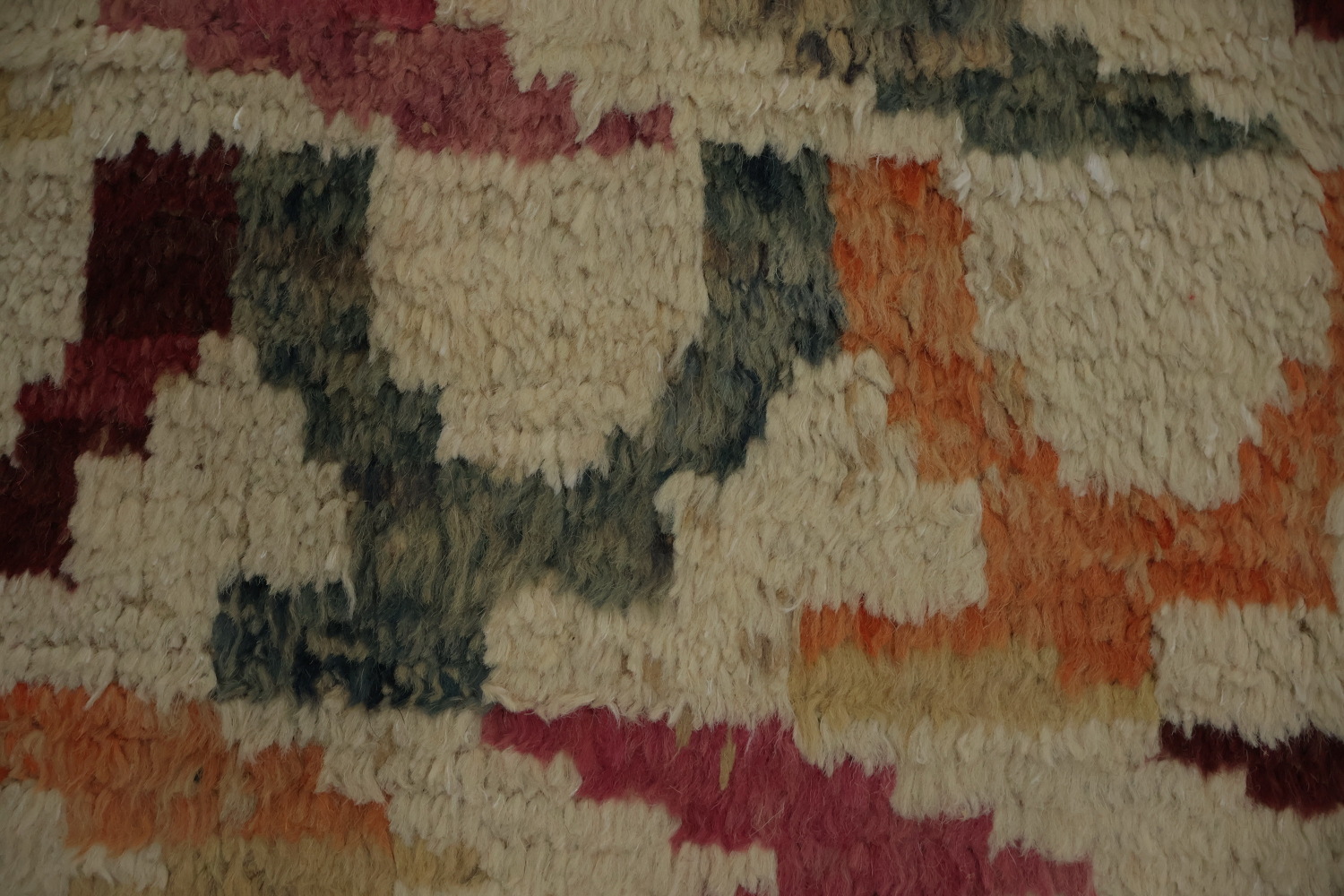 Moroccan Area Rug 7x11 with Eye-Catching Symmetrical Design
