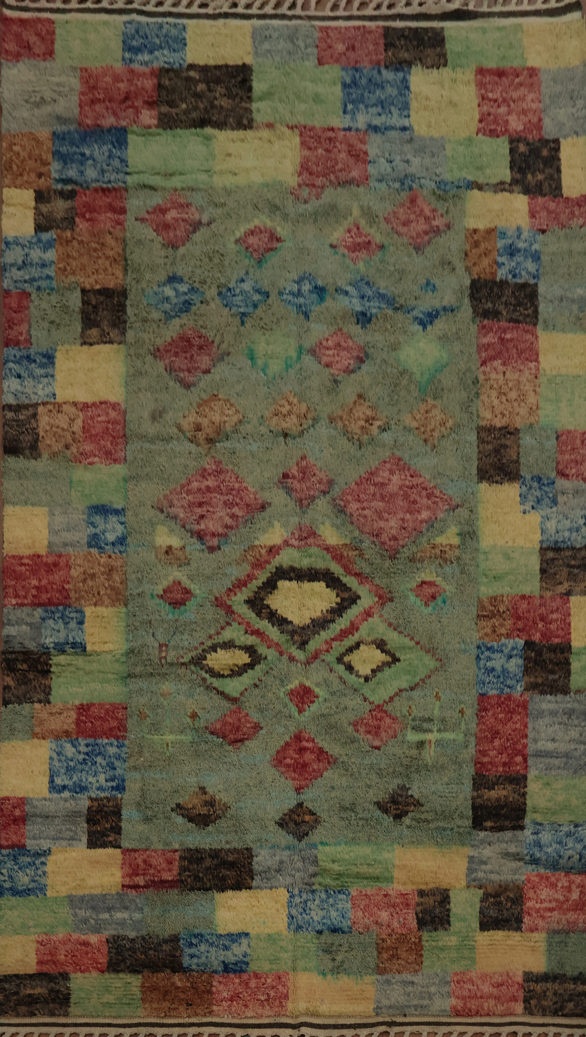 Add a Splash of Color with This Geometric Moroccan Area Rug 7x11