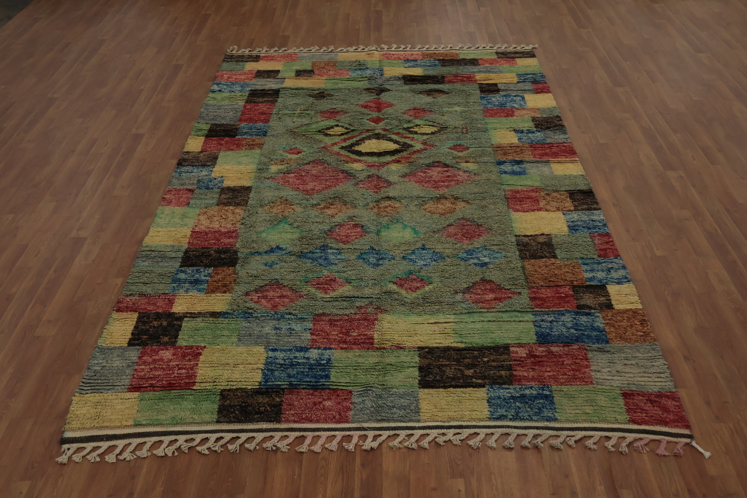 Add a Splash of Color with This Geometric Moroccan Area Rug 7x11