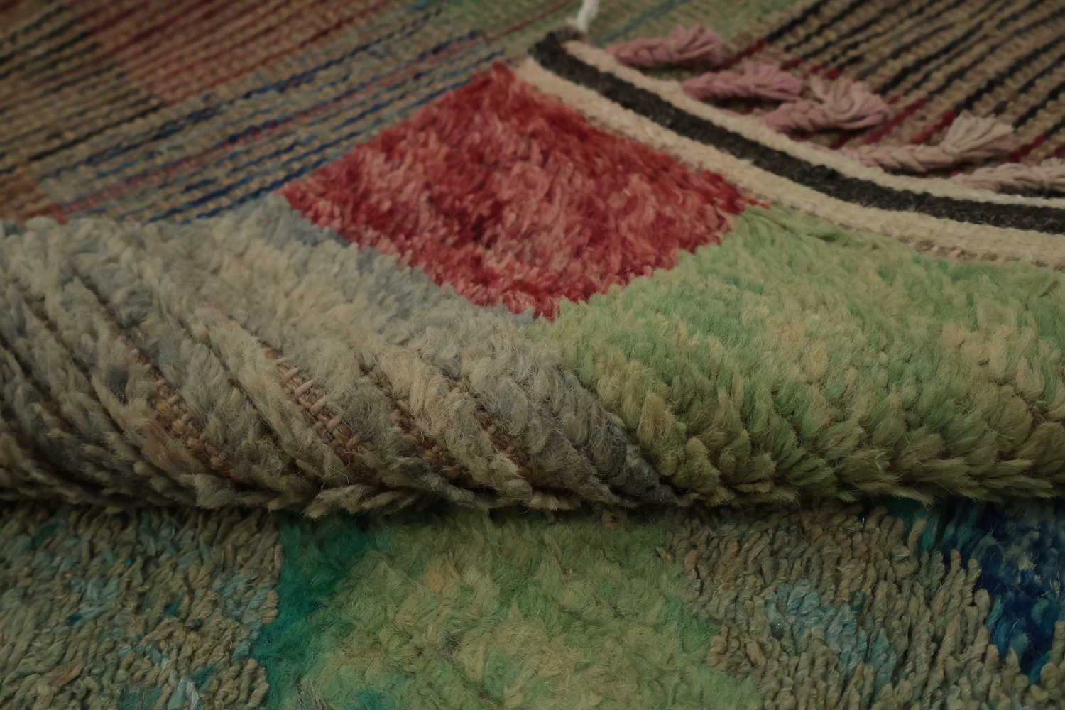 Add a Splash of Color with This Geometric Moroccan Area Rug 7x11