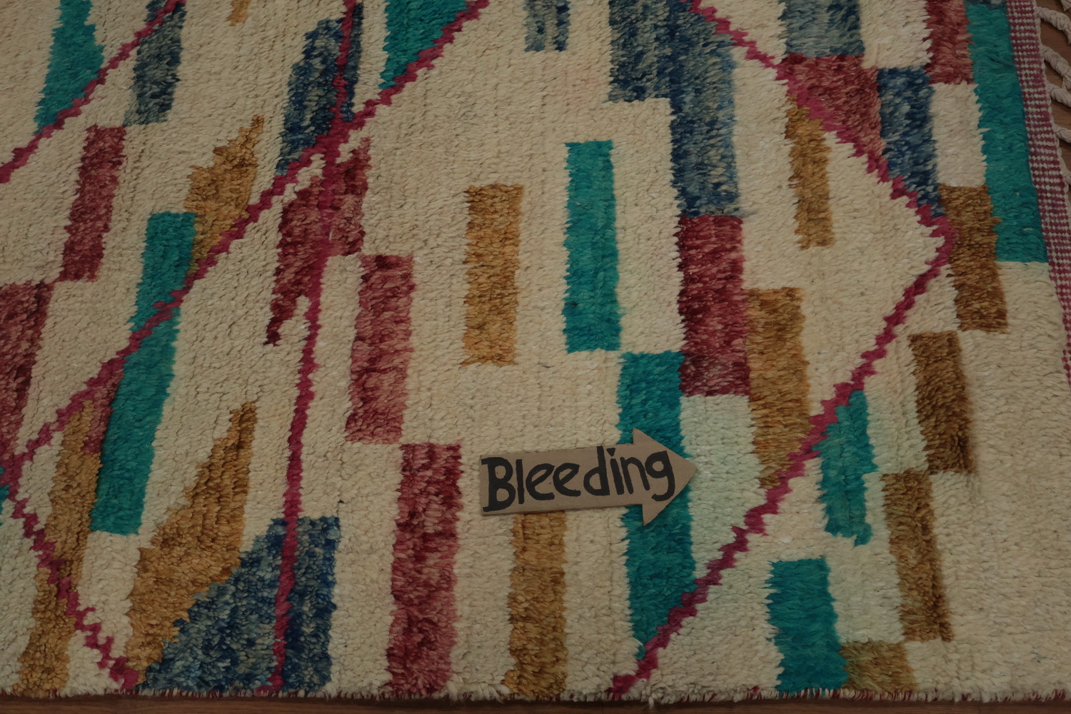 Eye-Catching Triangle Design Moroccan Wool Area Rug 7x11