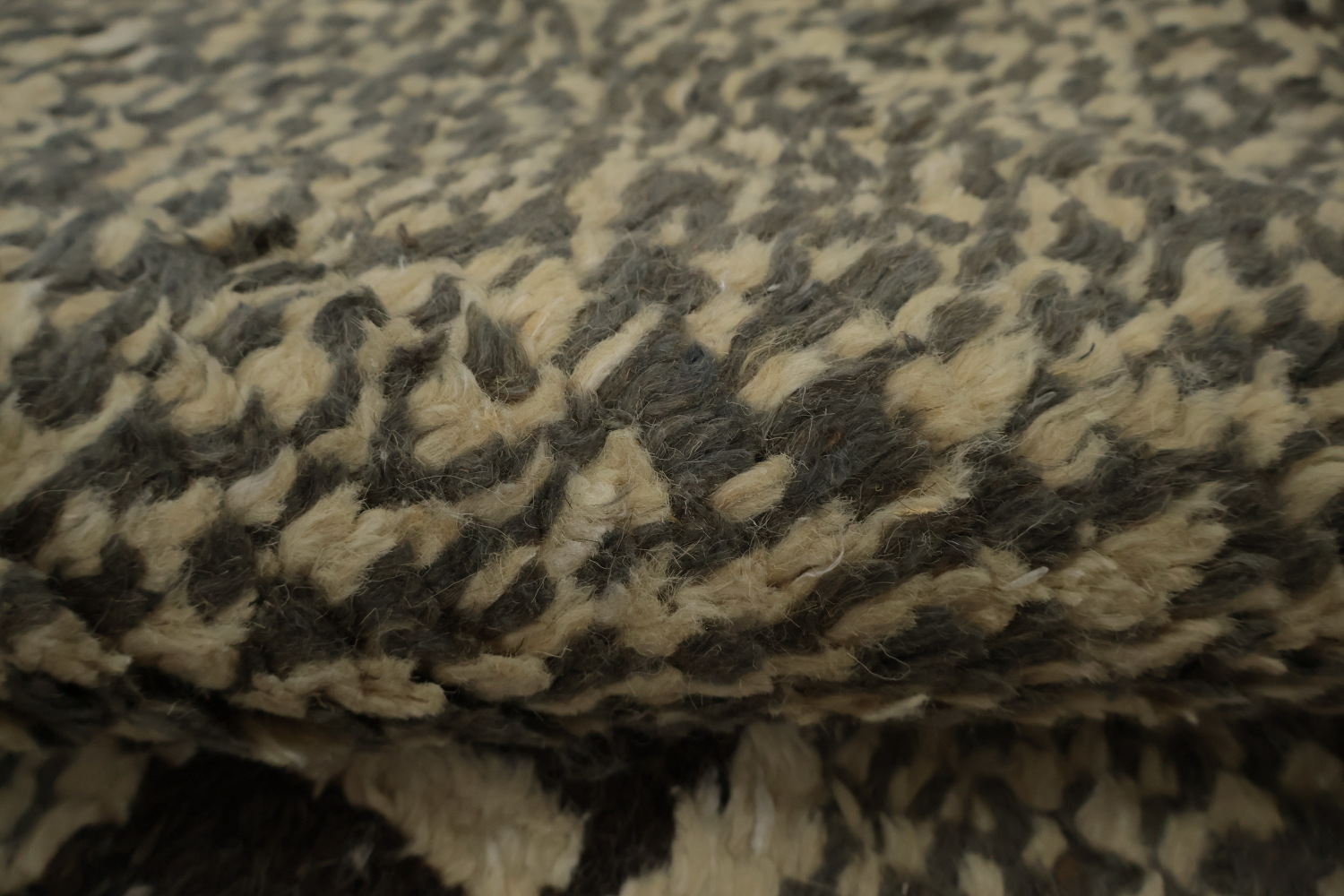 Handmade Moroccan Wool Area Rug 9x13