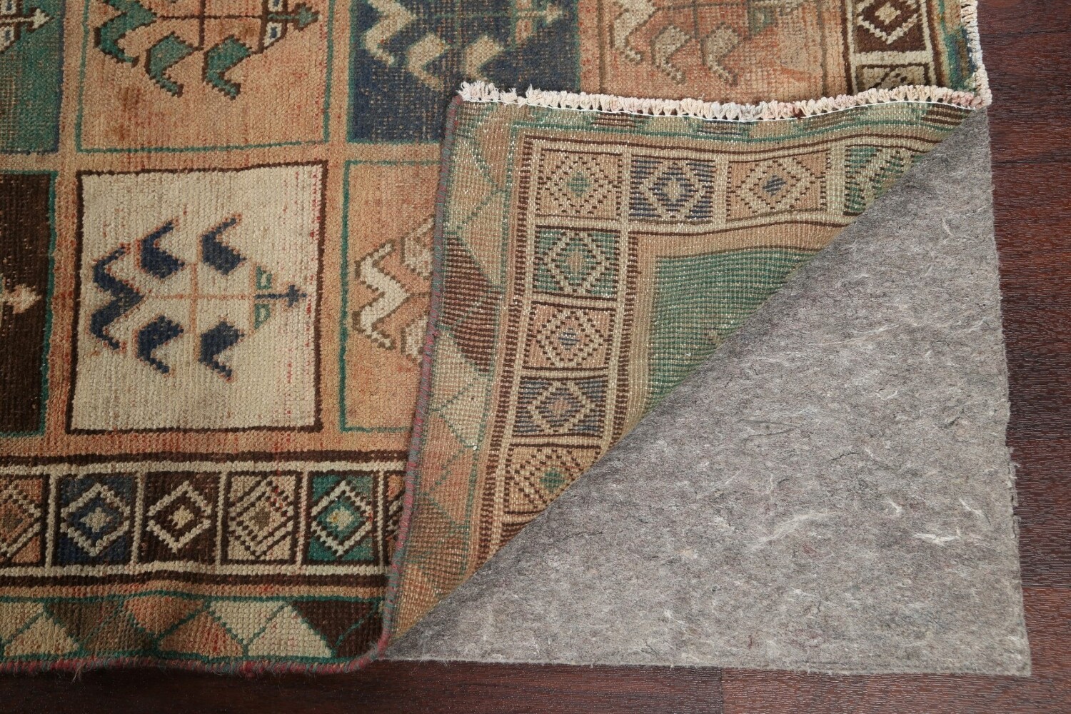 Antique Wool Bakhtiari Persian Area Rug 5x9