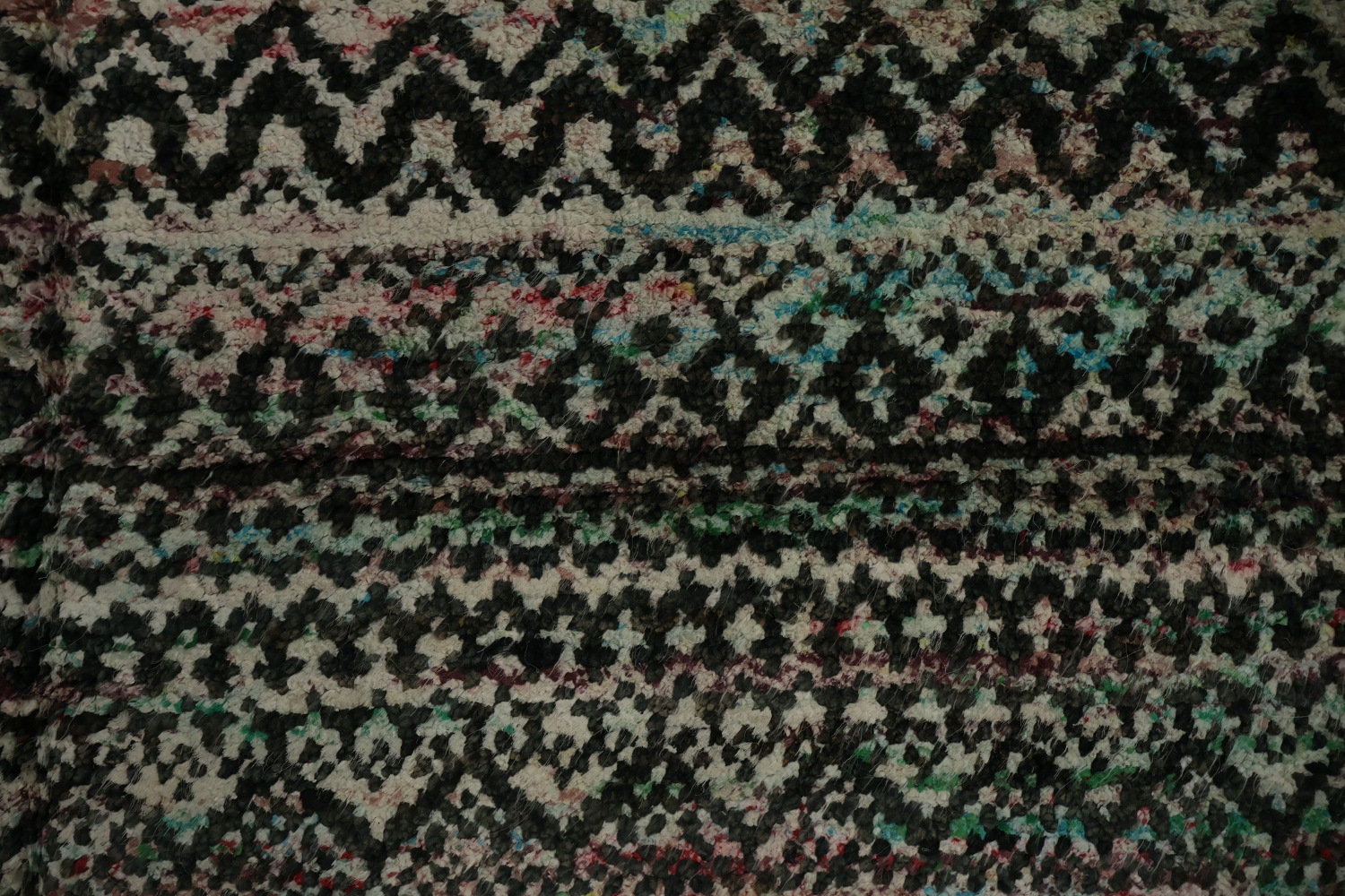 Chevron Style Abstract Oriental Area Rug 6x9