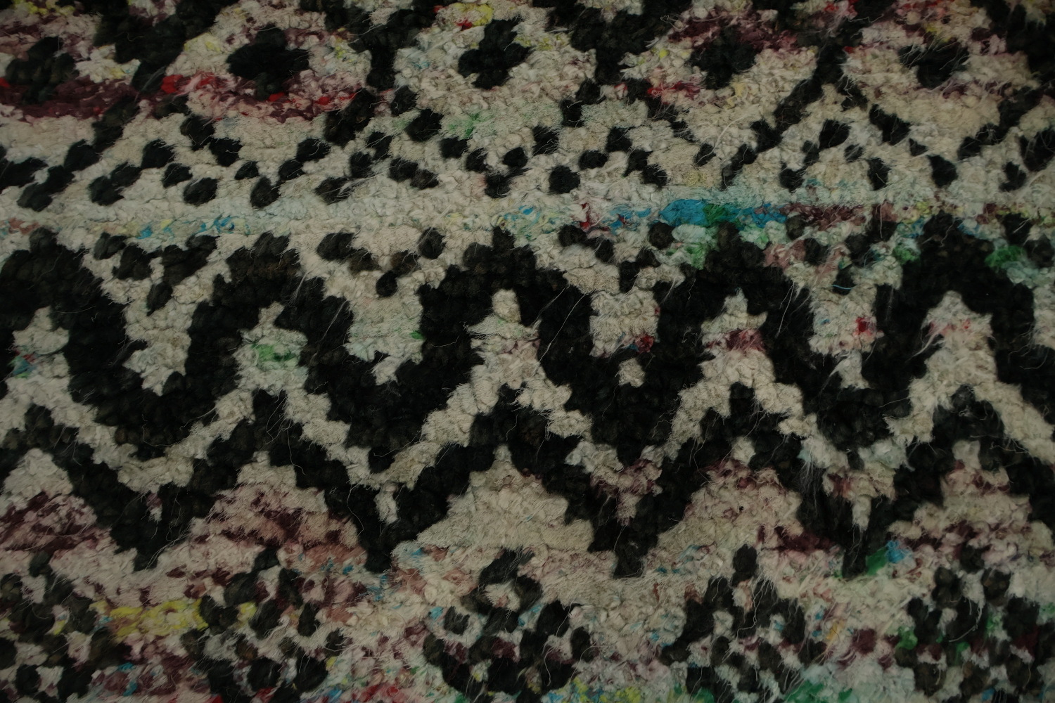 Chevron Style Abstract Oriental Area Rug 6x9