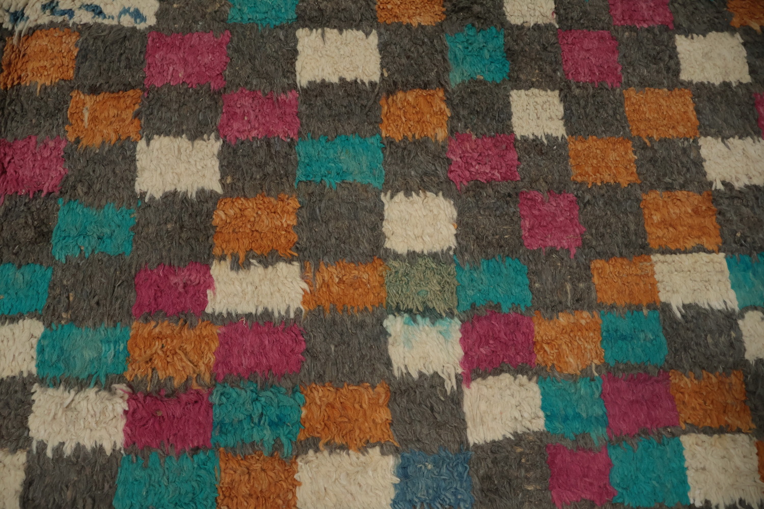 Checkered Design Handcrafted Artistry Moroccan Wool Area Rug 9x13
