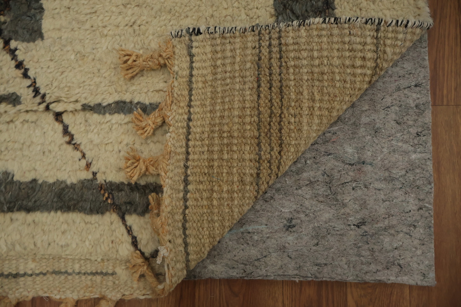 Moroccan Area Rug 8x11 with Bold and Muted Geometric Details