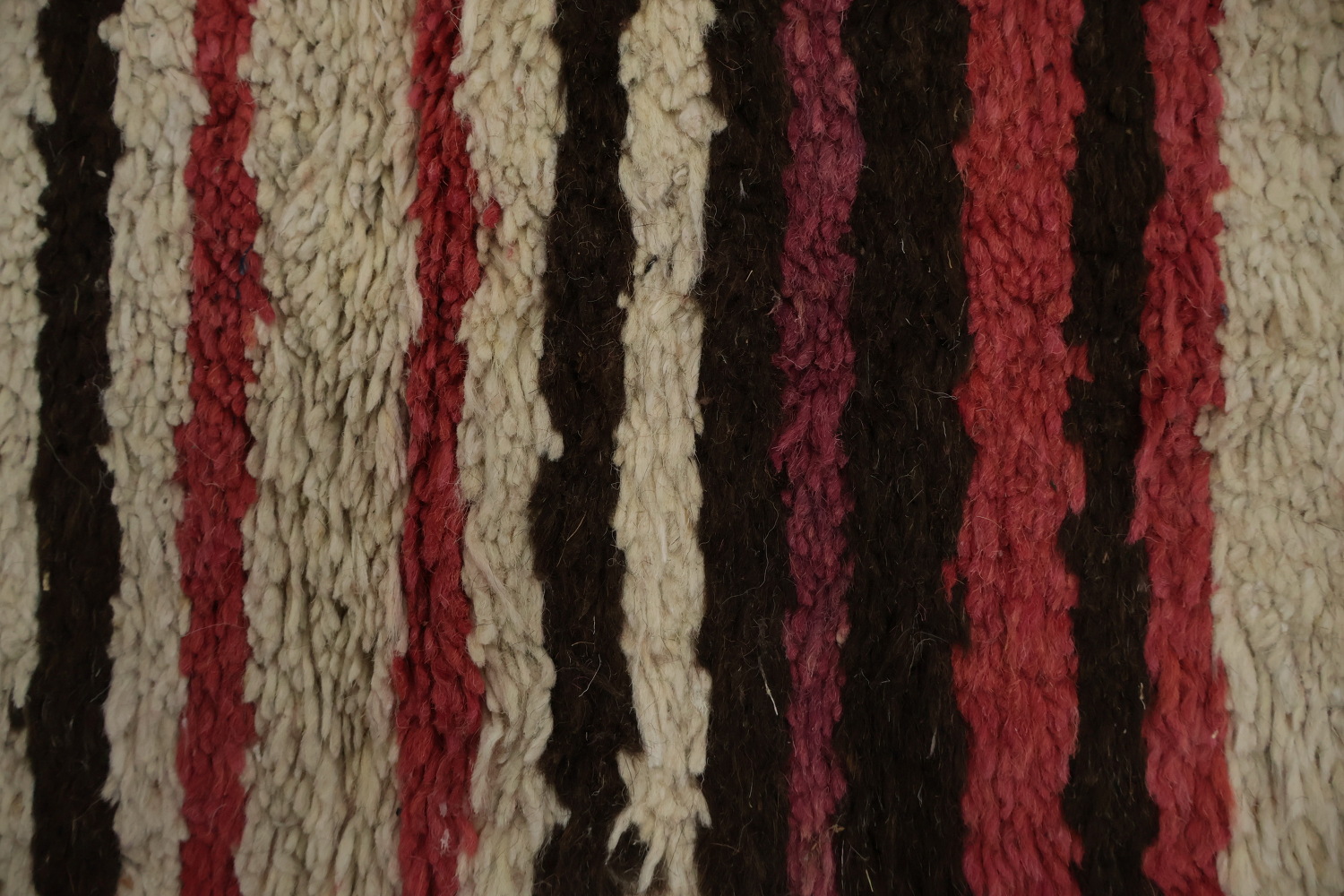 Handcrafted Wool Moroccan Area Rug 9x12 with Artistic Stripe Motifs