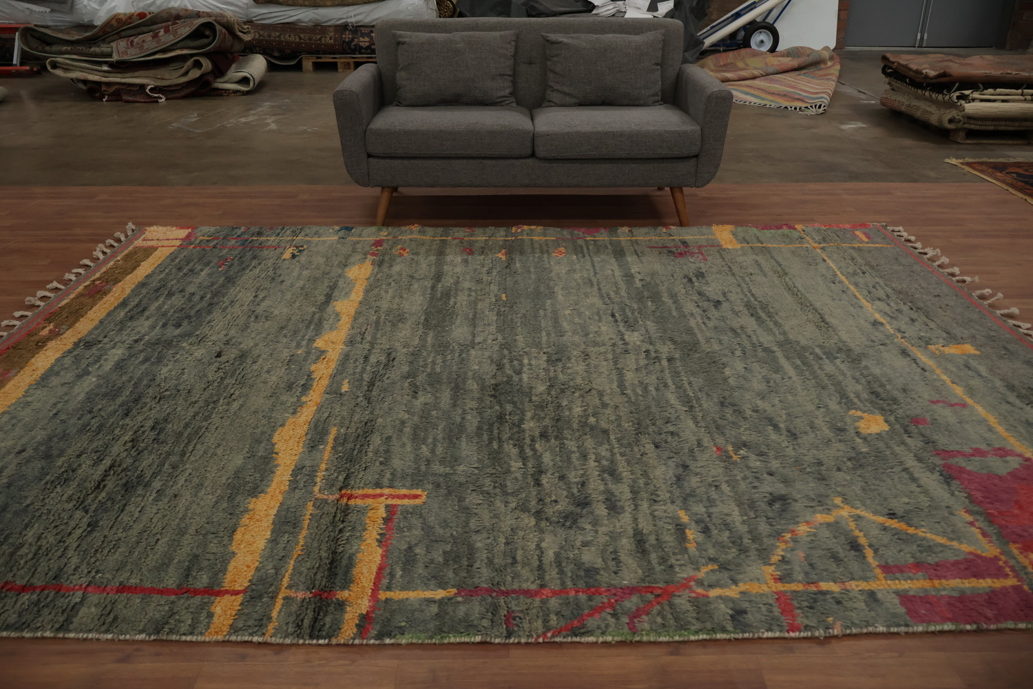 Elegant Moroccan Handmade Area Rug 8x11 Featuring Artistic Gold Details