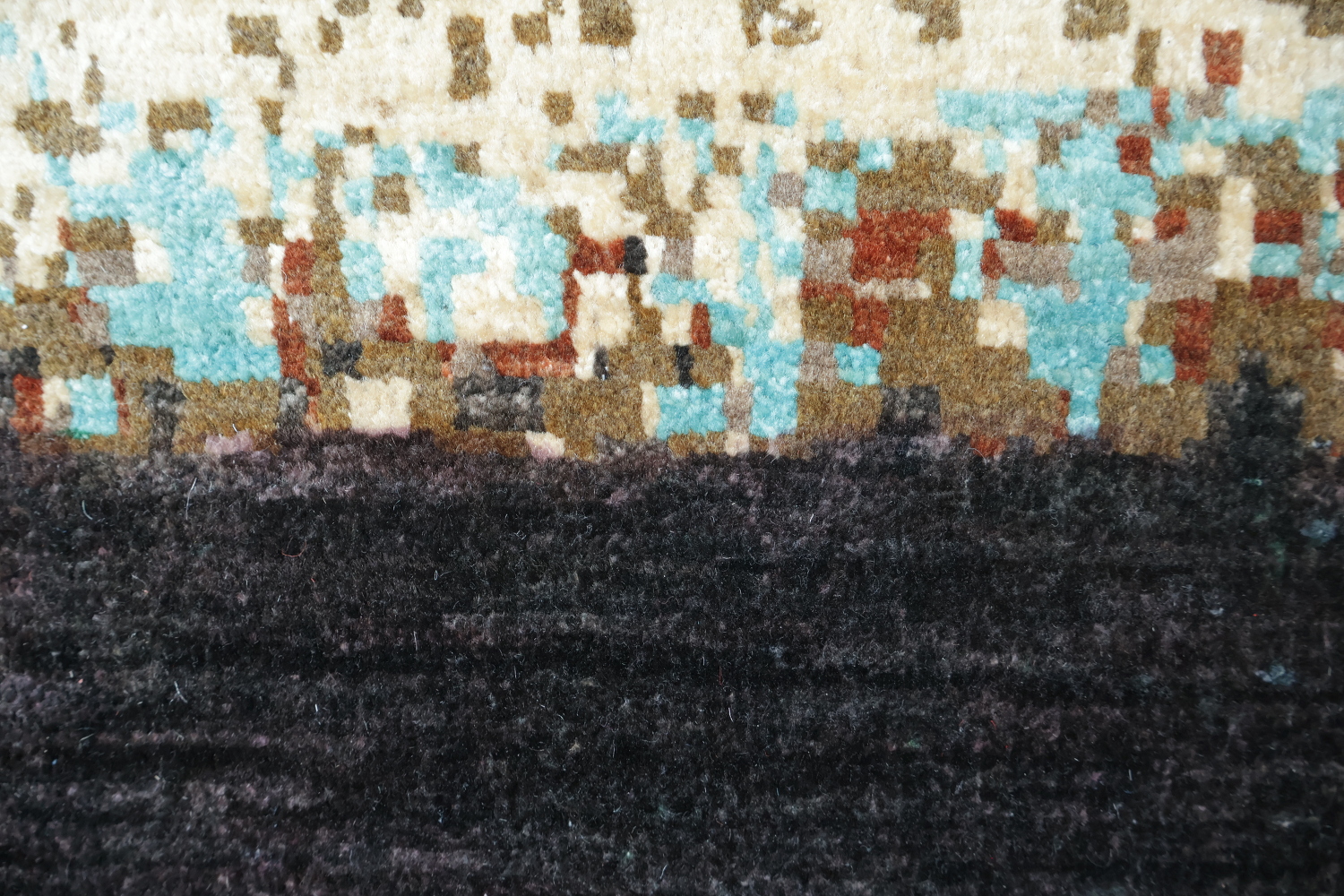 Modern Abstract Rug with Intriguing Geometric Patterns 6x8