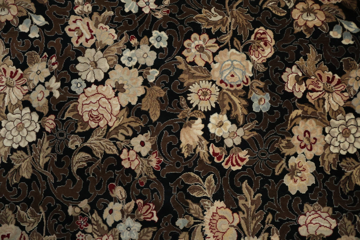 Black Floral Aubusson Area Rug 6x10