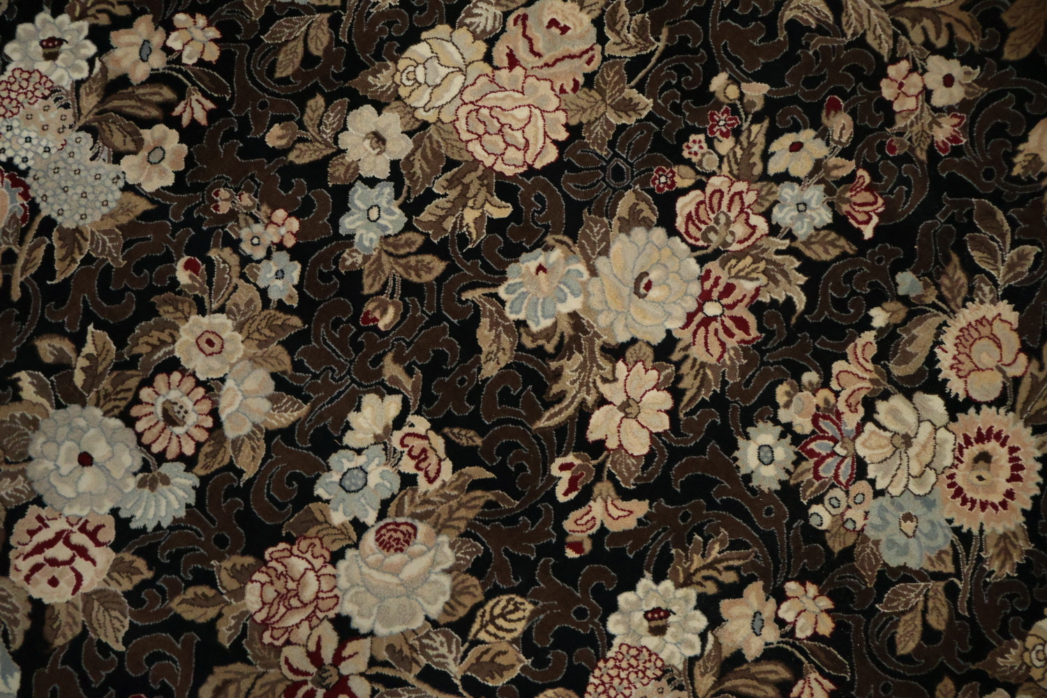 Black Floral Aubusson Area Rug 6x10