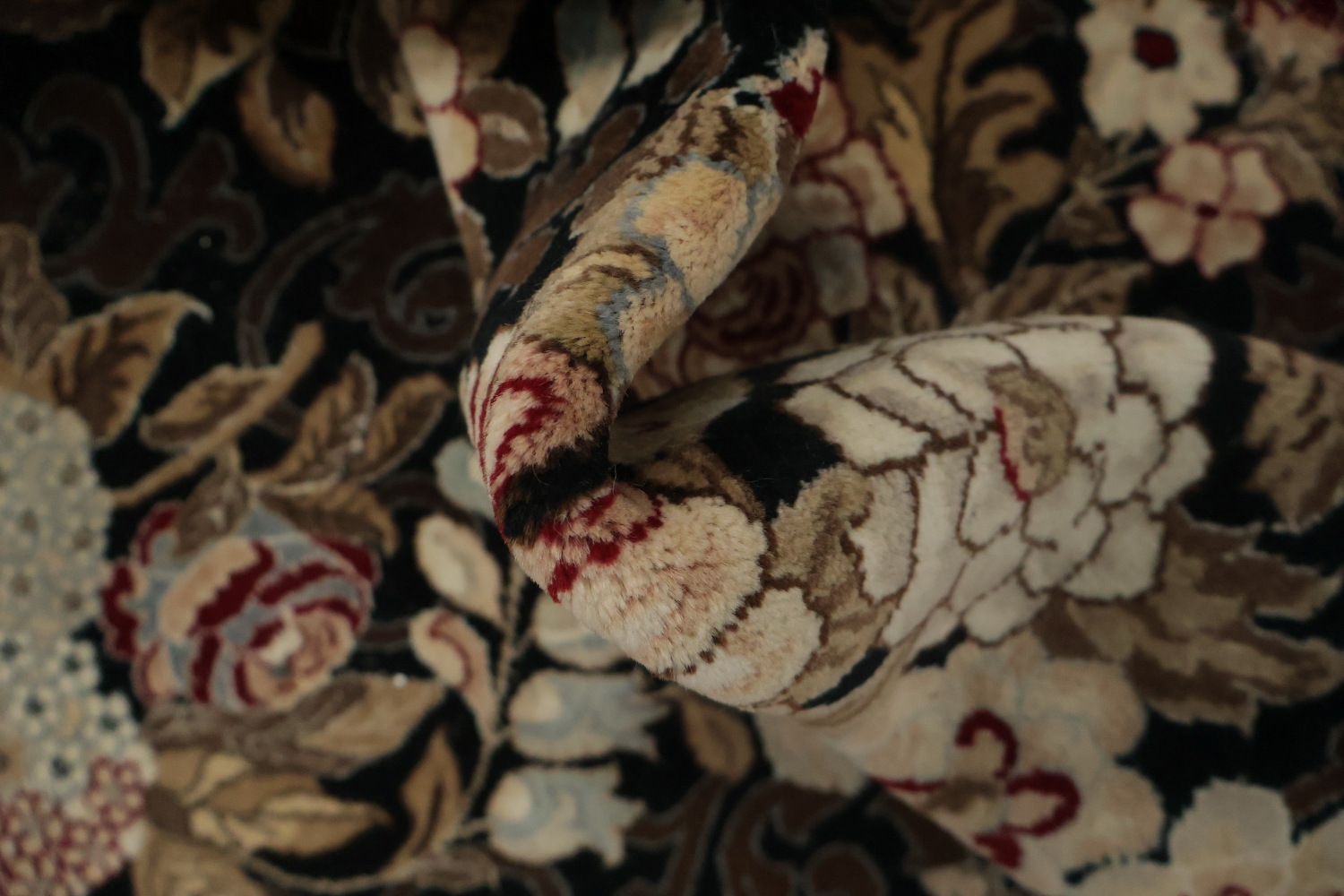 Black Floral Aubusson Area Rug 6x10
