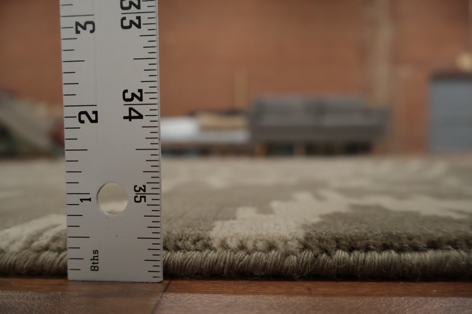 Modern Serenity: Neutral Tones Rug with Hypnotic Design 8x12