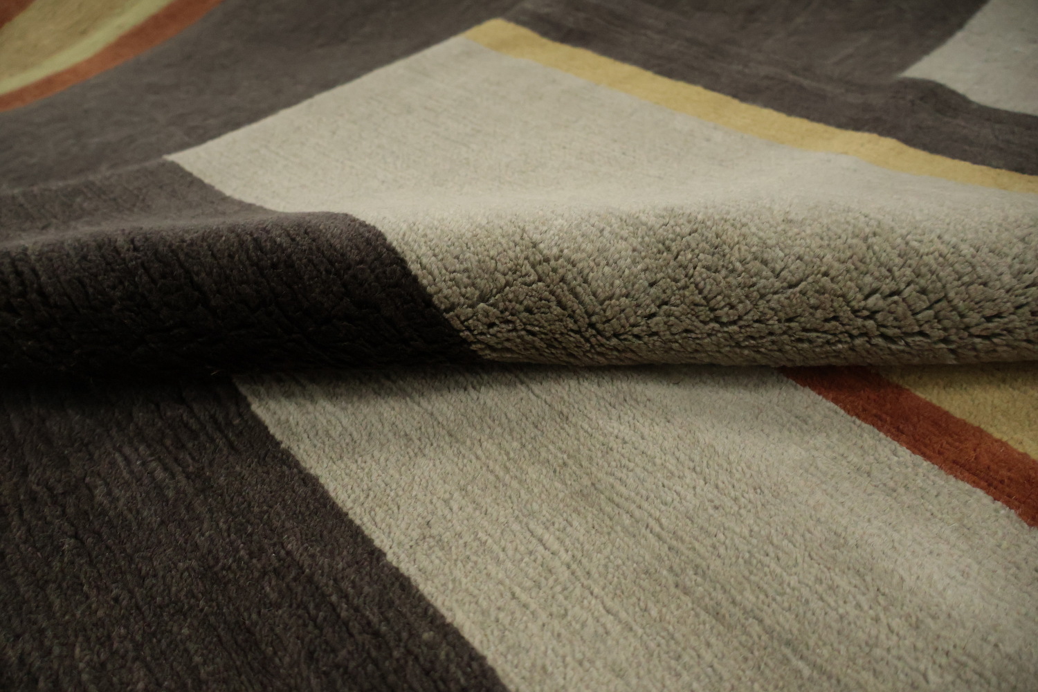 Contemporary Striped Nepalese Wool Area Rug 6x9