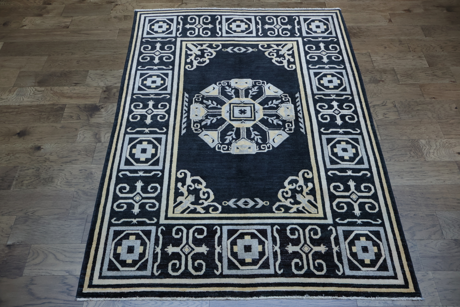 Vegetable Dye Handmade Khotan Wool Area Rug 5x8