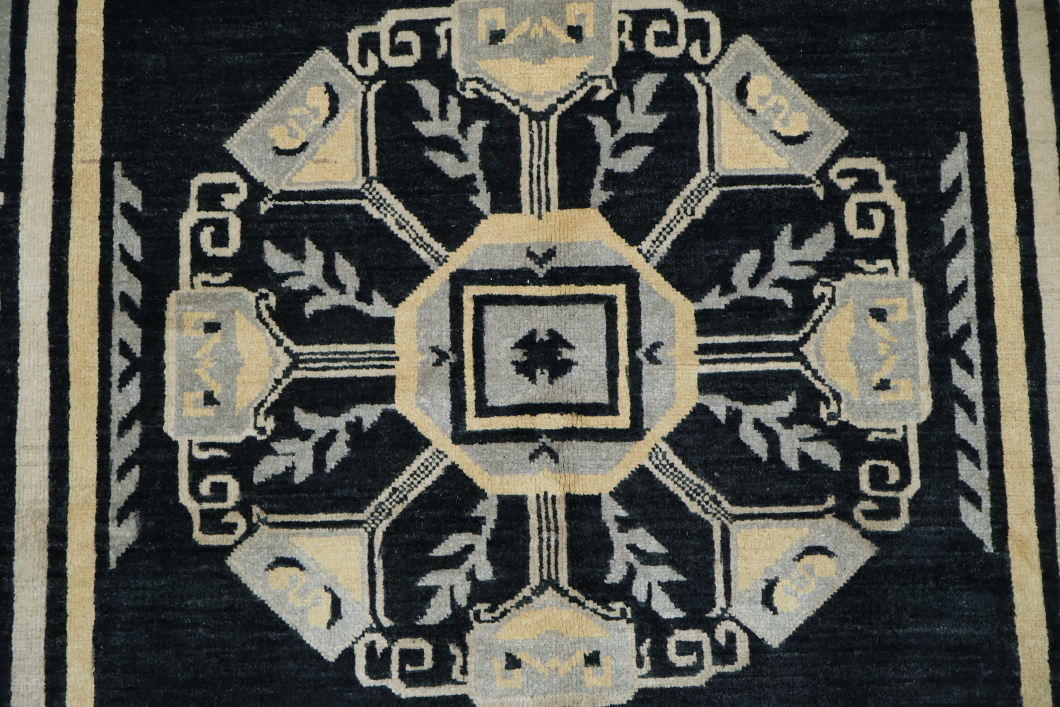 Vegetable Dye Handmade Khotan Wool Area Rug 5x8