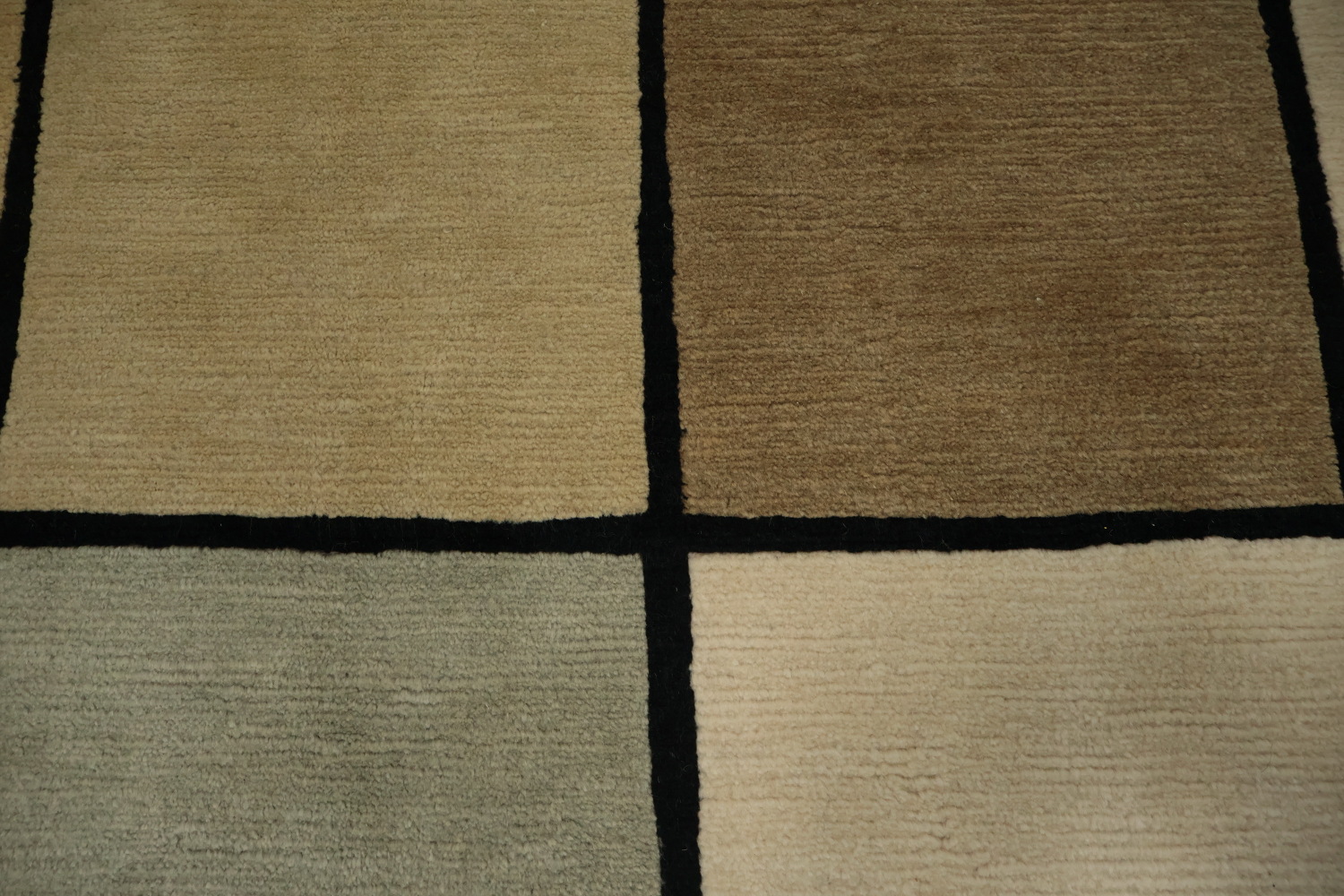 Earthy Toned Nepalese Blocks Stylish Checkered Rug 6x9