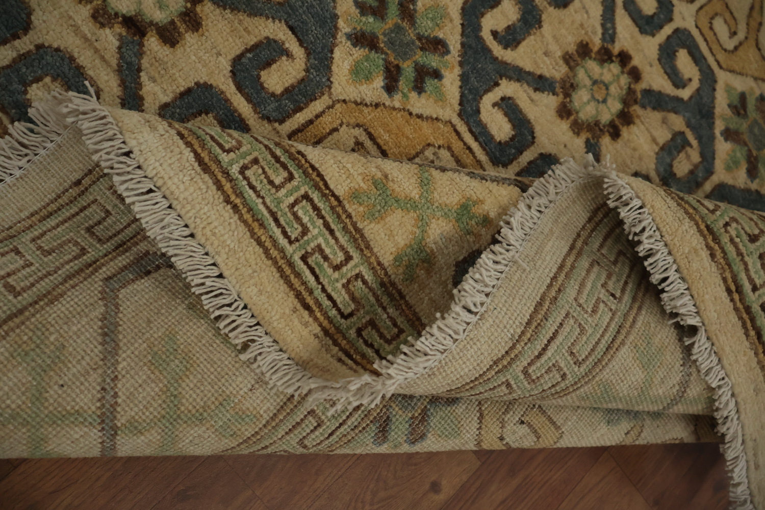 Timeless Elegance Classic Khotan Area Rug 6x9