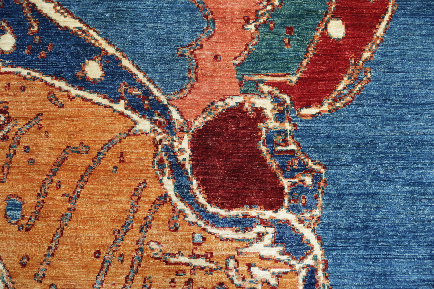 Bold Abstract Design Rug with Vibrant Splashes of Color 6x8