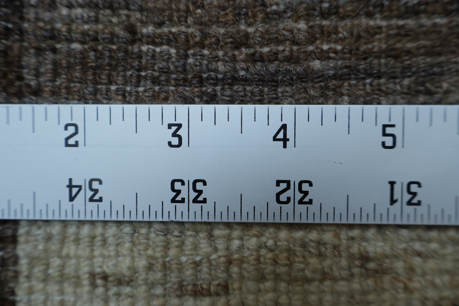 Elegant Horizontal Stripes Rug for Contemporary Interiors 6x9