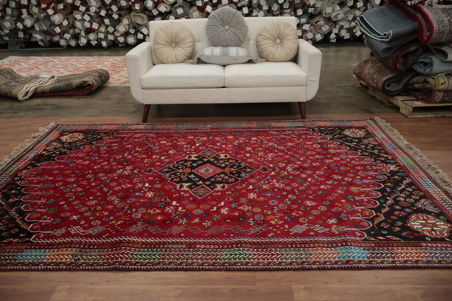 Rich Classic Shiraz Kashkoli Persian Area Rug 6x10