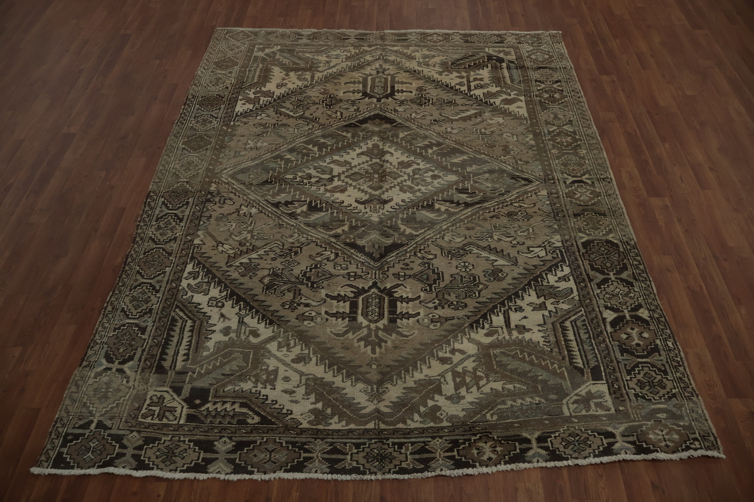Vintage Geometric Distressed Heriz Persian Rug 7x9