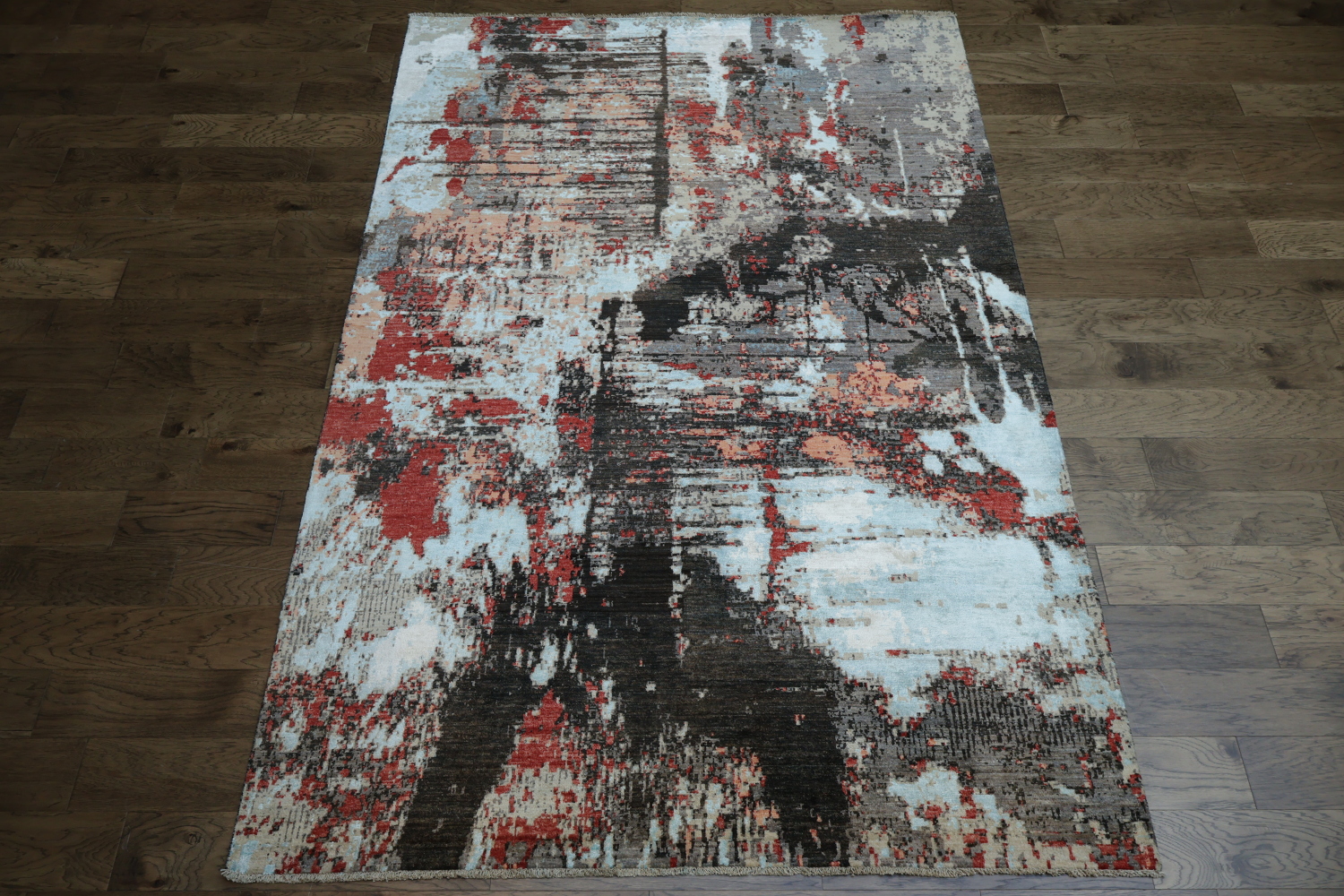 Modern Rug with Abstract Brushstroke Design 7x10