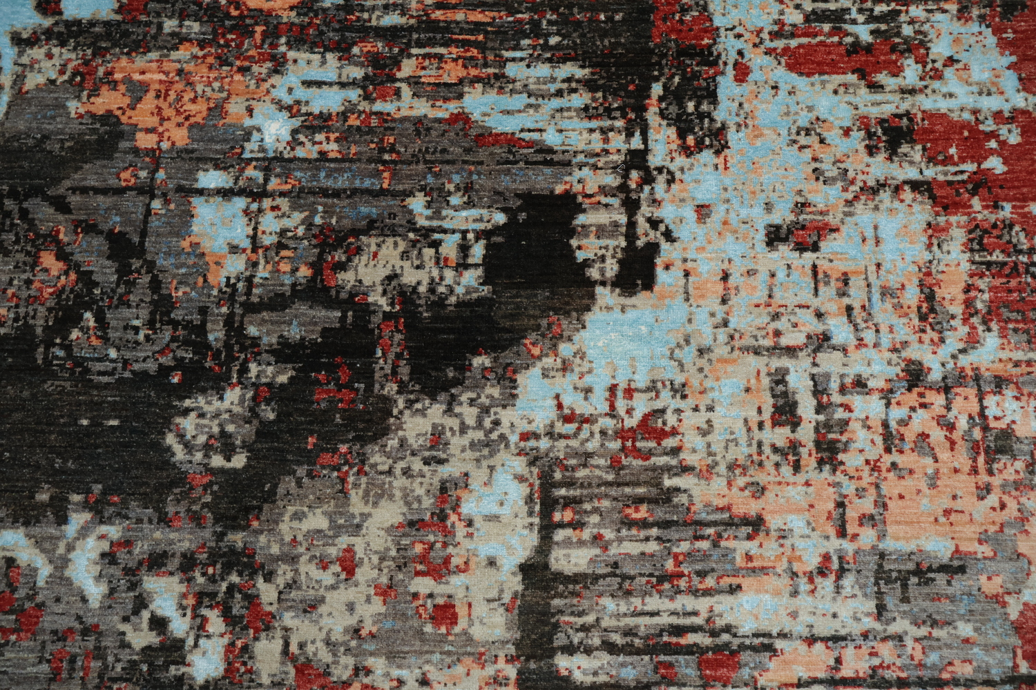 Modern Rug with Abstract Brushstroke Design 7x10