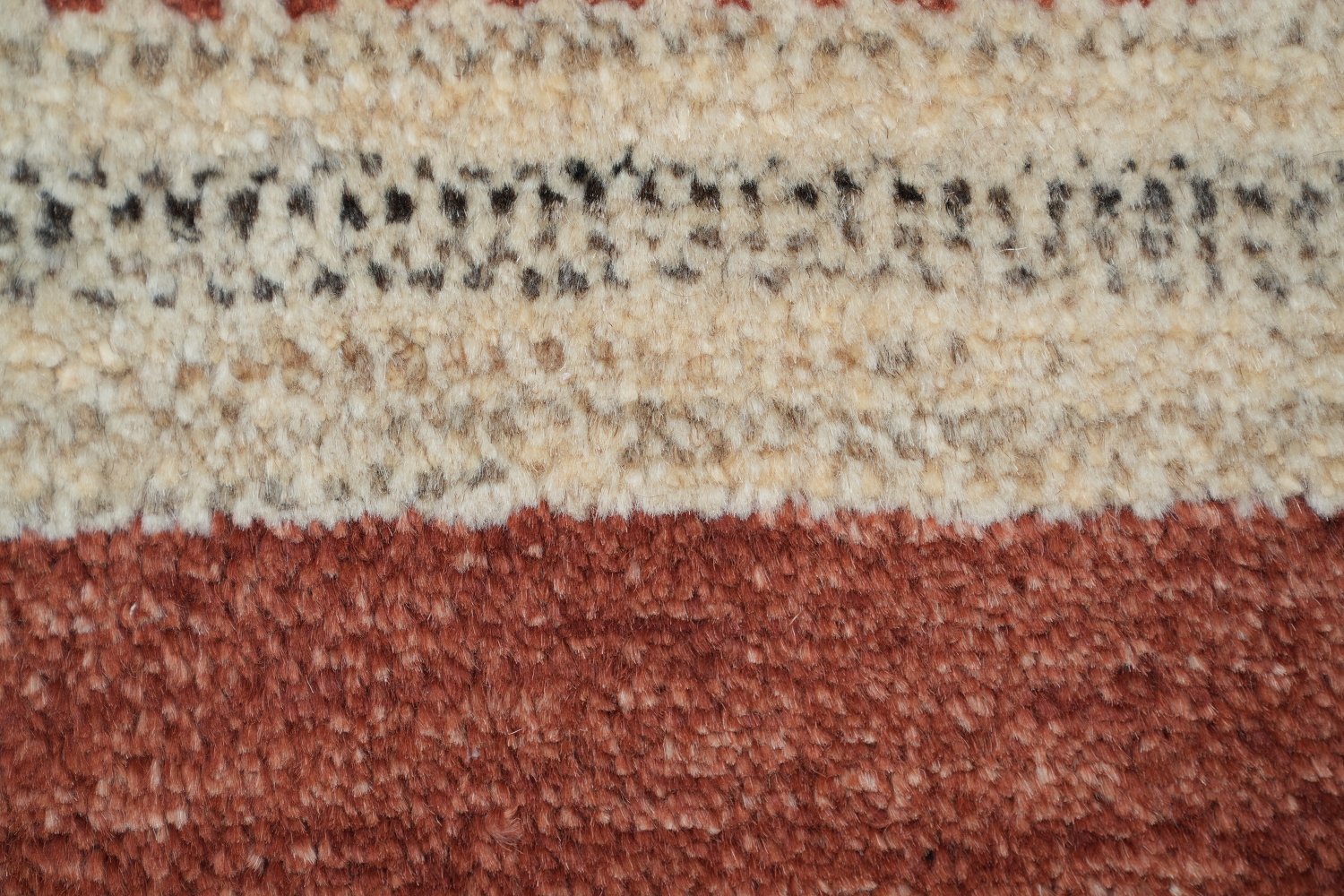 Stylish Khaki and Red Striped Rug Perfect for Living Spaces 5x8