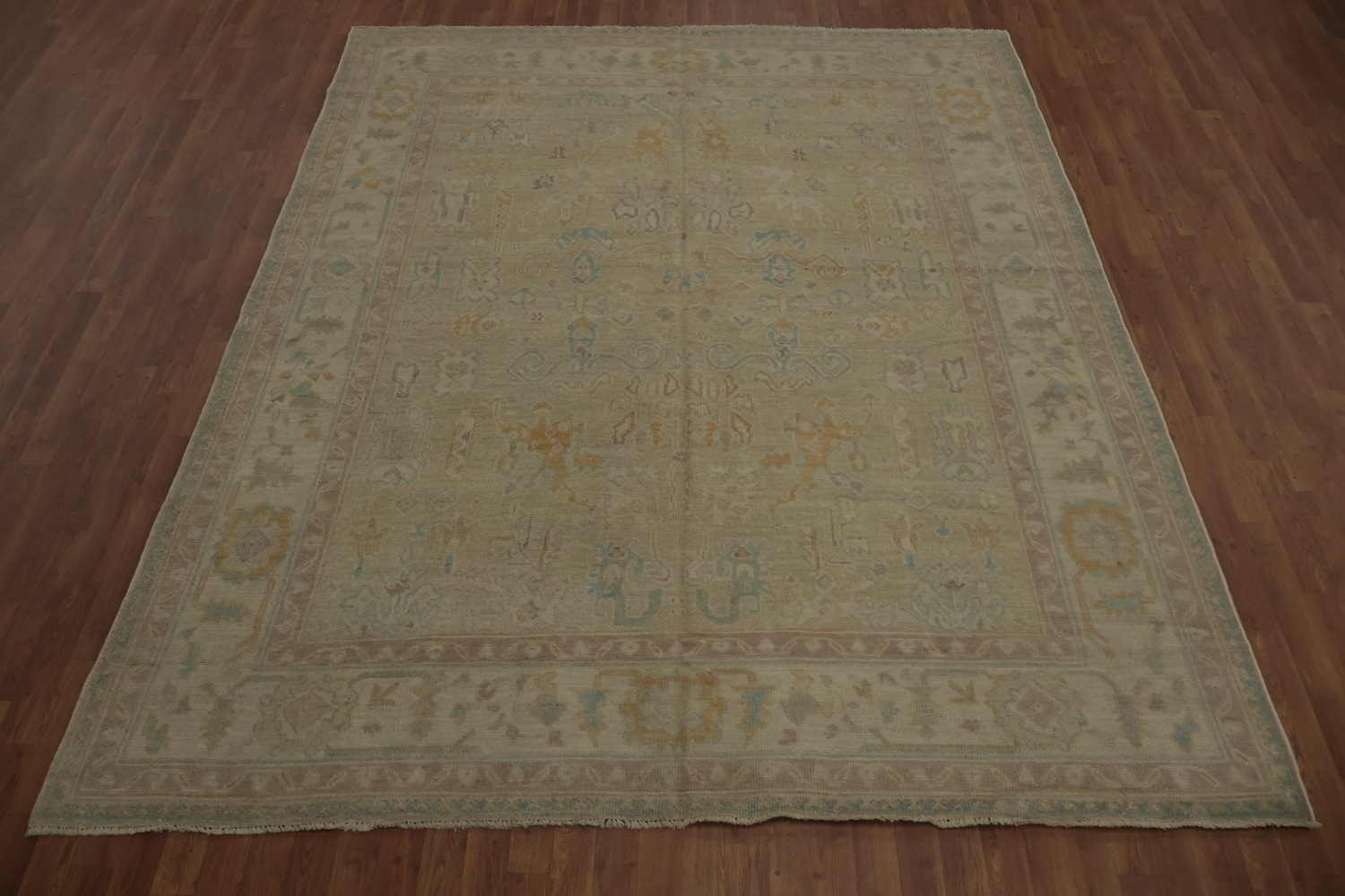 Neutral Oushak Vegetable Dye Area Rug 8x10 Soft and Inviting Space