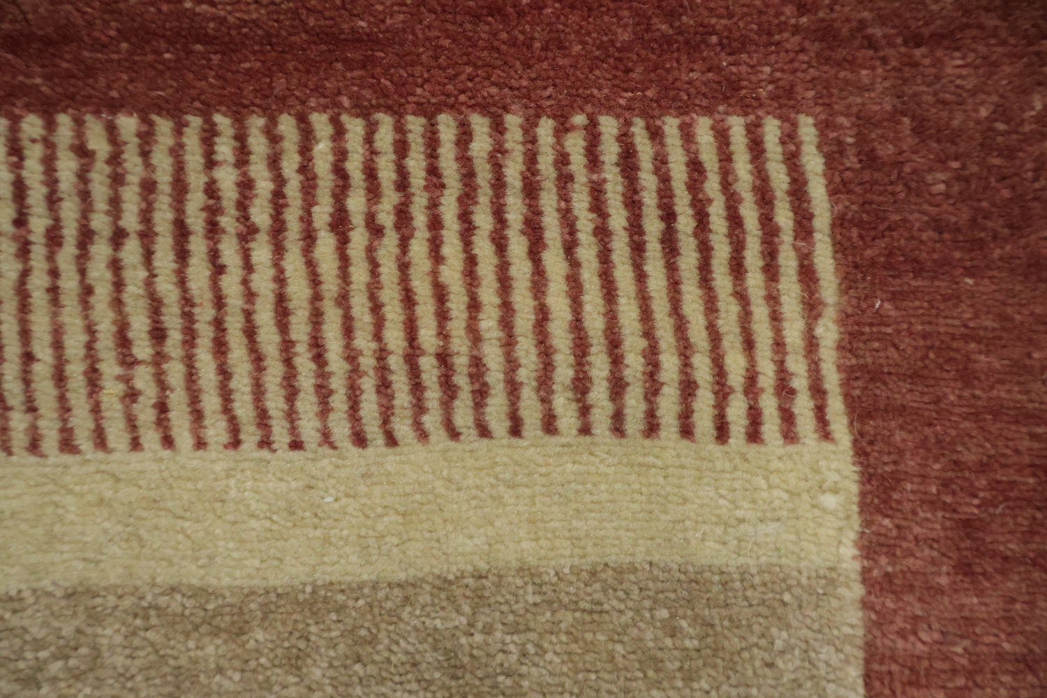 Animal Design Gabbeh Kashkoli Oriental Area Rug 5x8