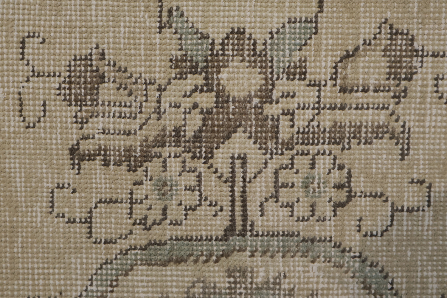 Distressed Floral Tabriz Persian Area Rug 6x10