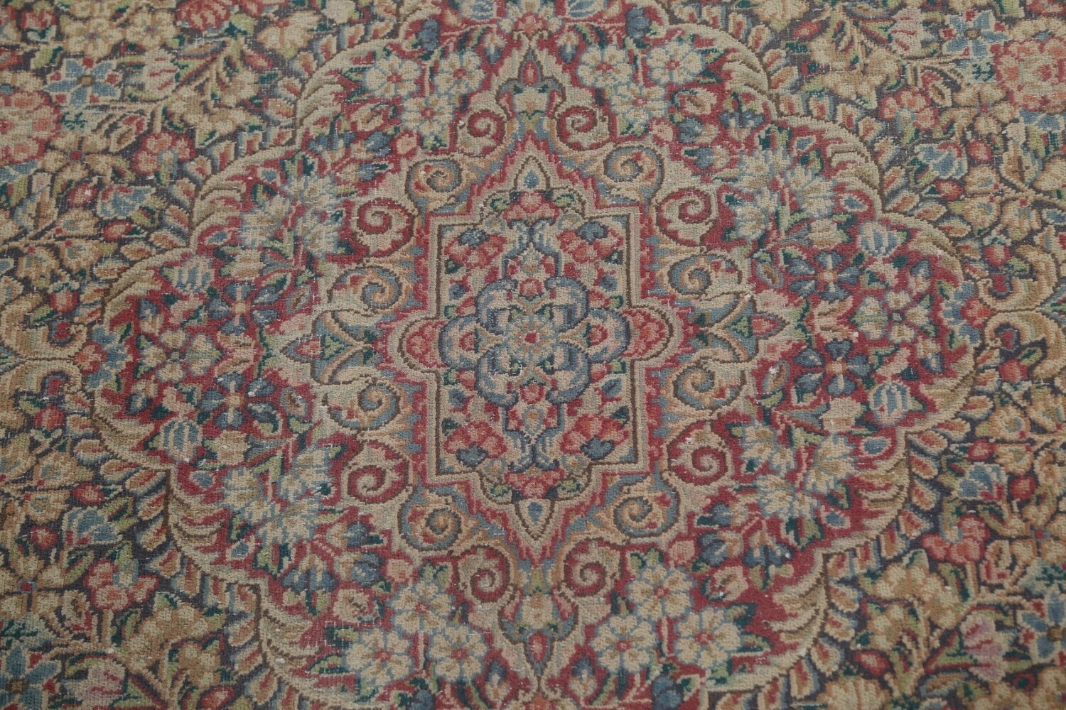 Antique Floral Kerman Persian Area Rug 9x12