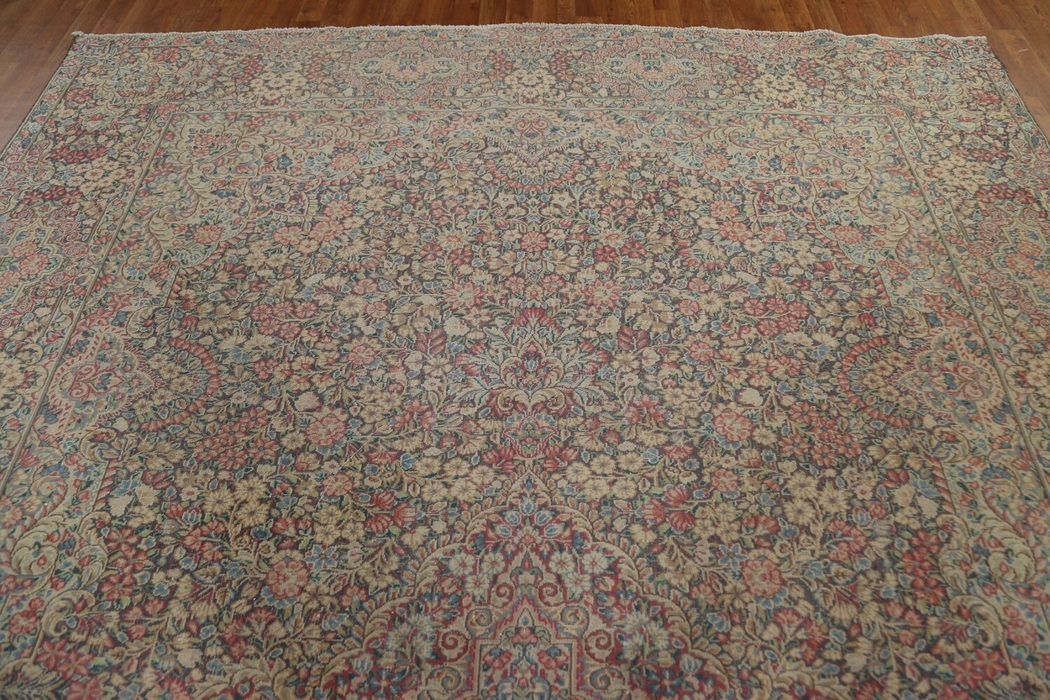 Antique Floral Kerman Persian Area Rug 9x12