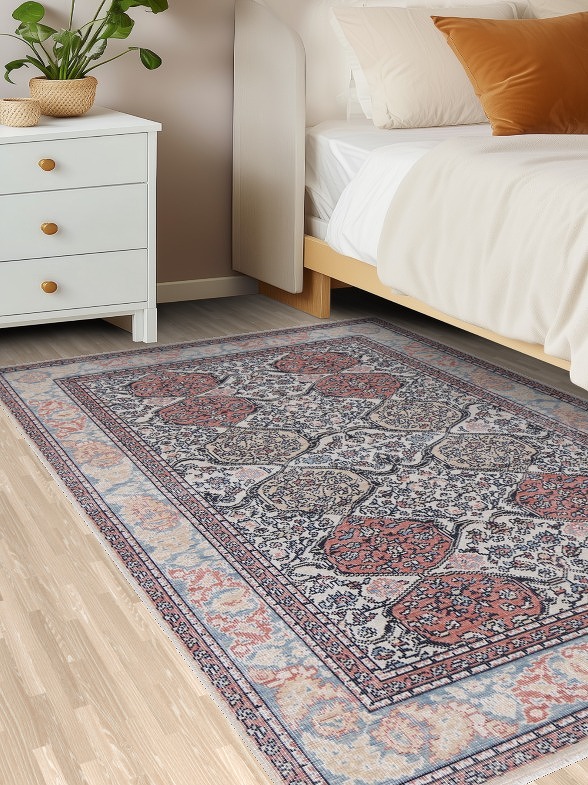 Hand-Knotted Bakhtiari Turkish Wool Rug 4x6