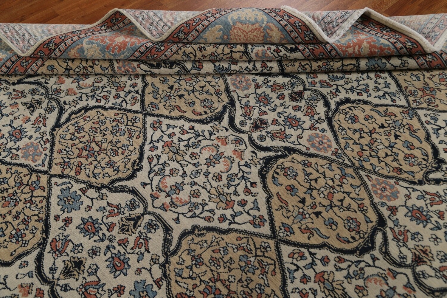 Floral Wool Bakhtiari Oriental Area Rug 10x13