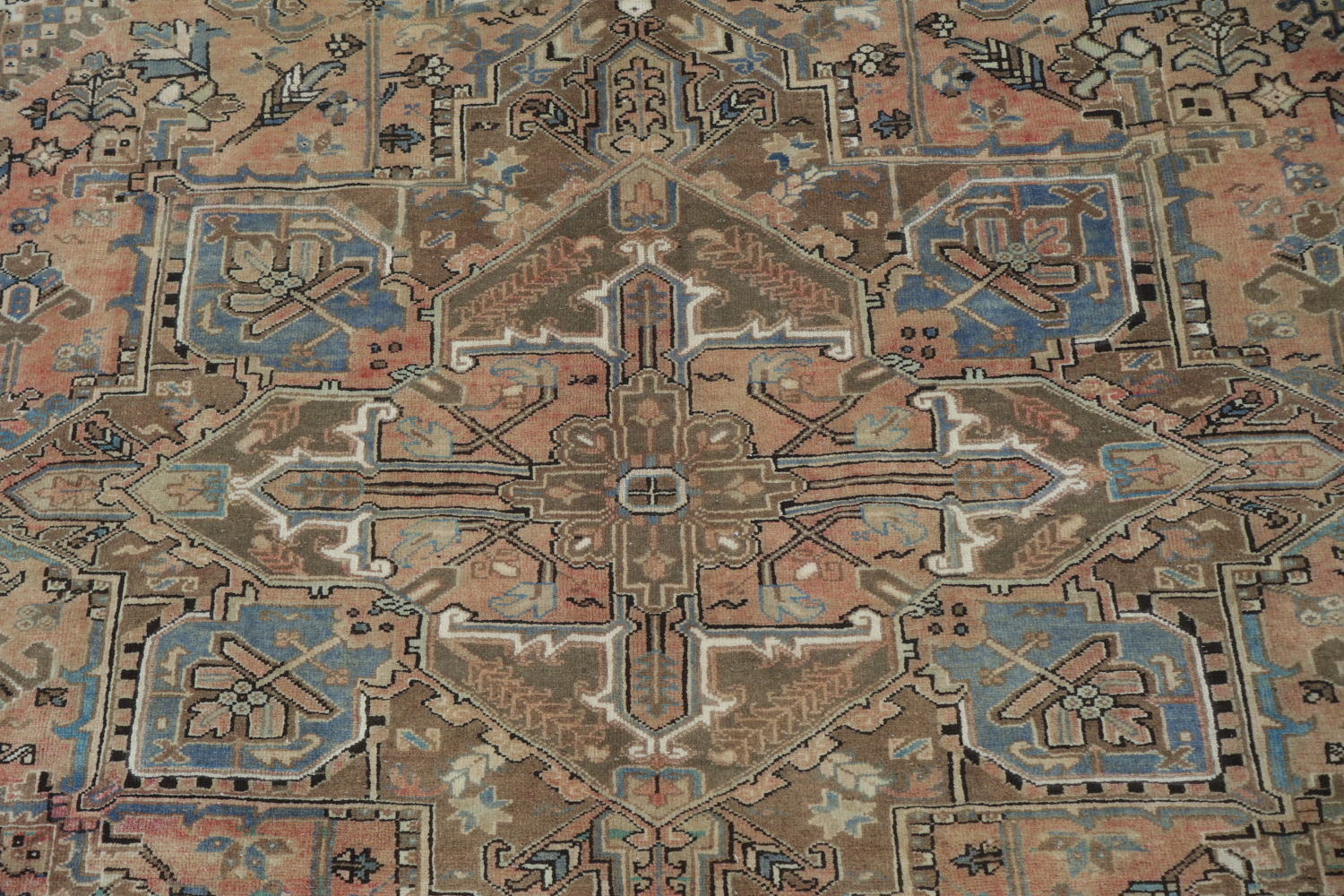 Vintage Geometric Heriz Persian Area Rug 8x11