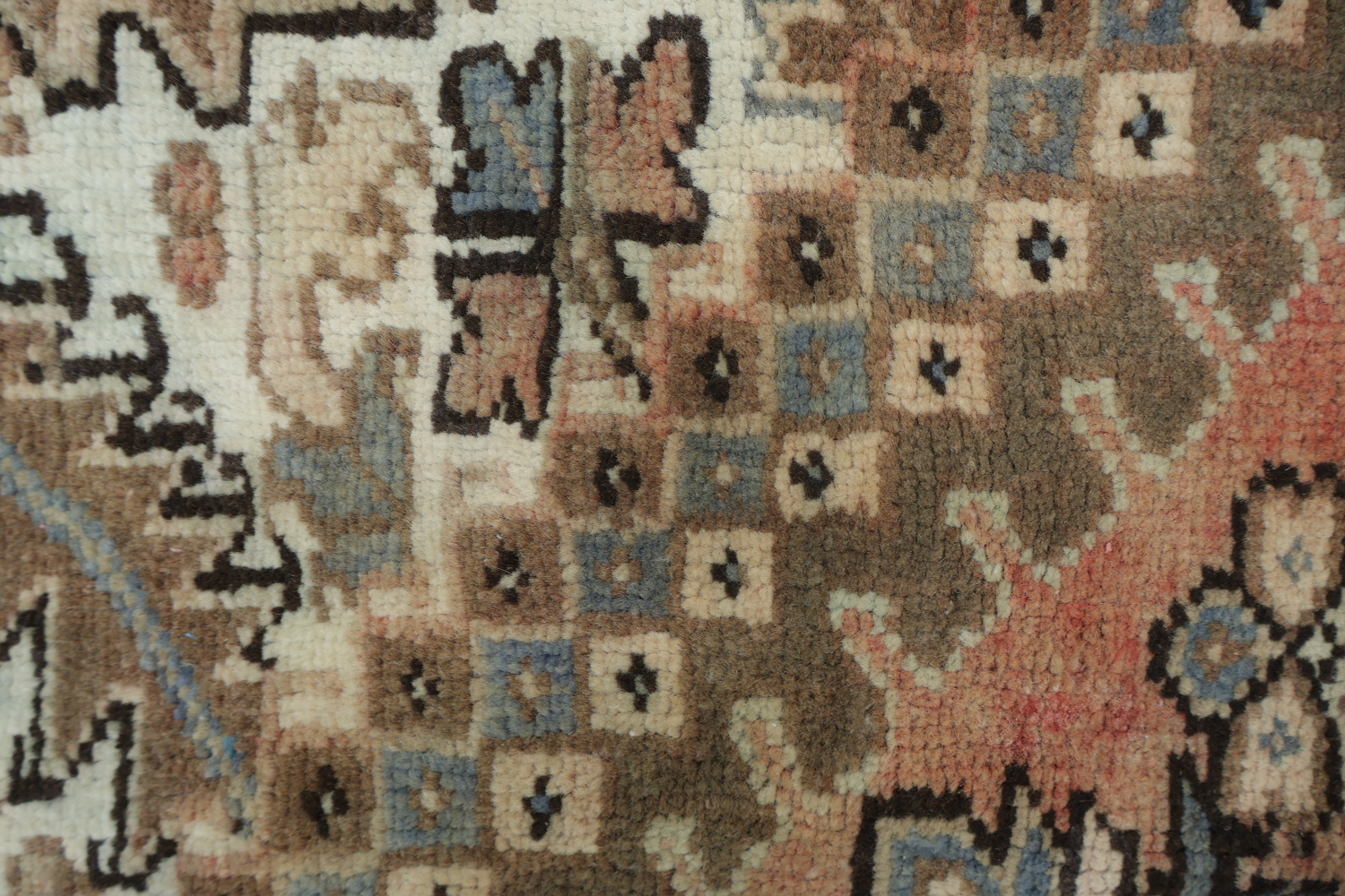 Vintage Geometric Heriz Persian Area Rug 8x11