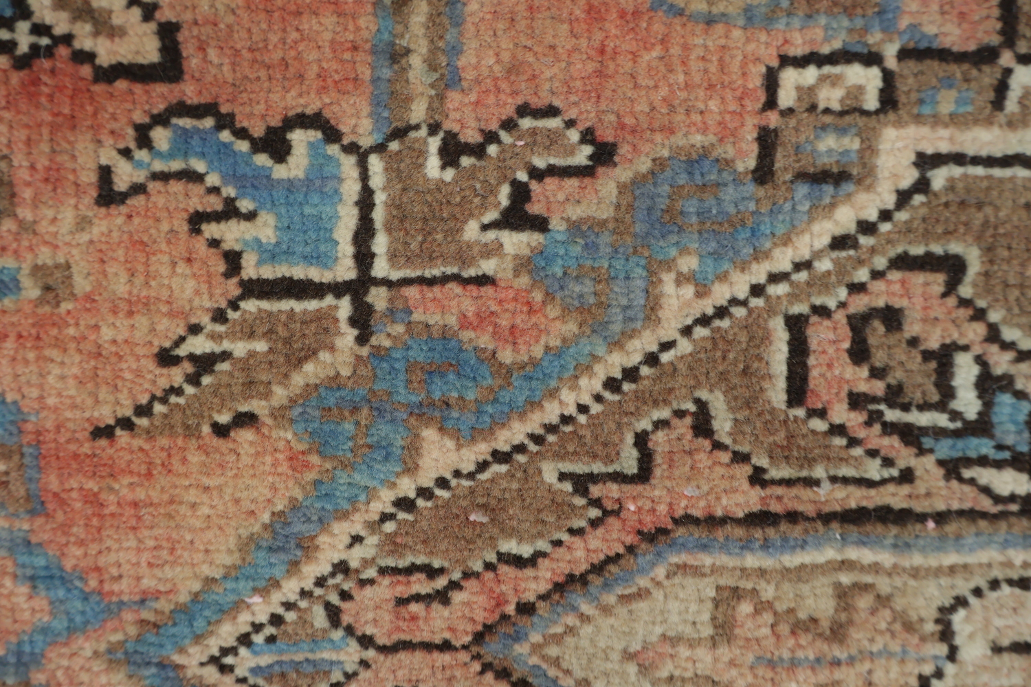 Vintage Geometric Heriz Persian Area Rug 8x11