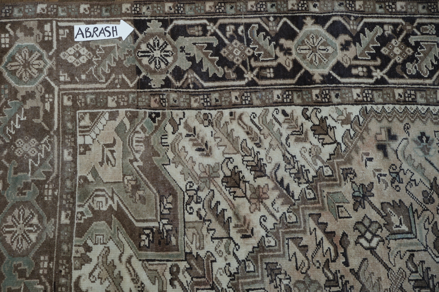 Classic Muted Peach Heriz Persian Area Rug in Neutral Tones 8x10