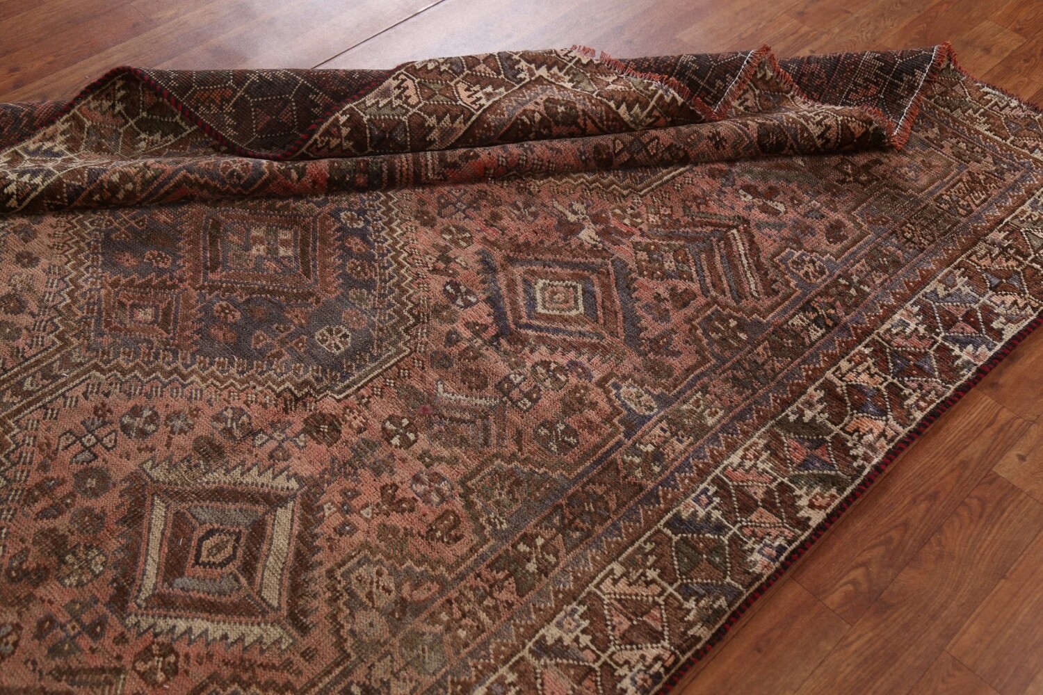 Antique Wool Shiraz Persian Area Rug 5x8