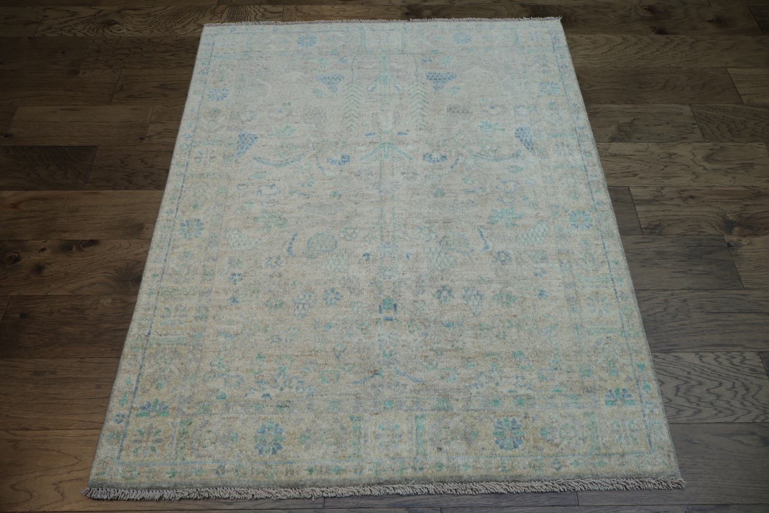 High-Quality Beige Rug with Timeless Blue Accents and Patterns 4x5
