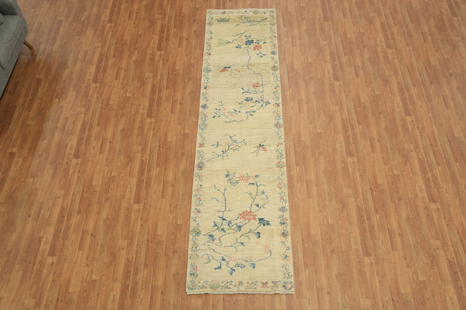 Pastel Tones and Floral Motifs in an Artistic Vintage Style Runner 3'x12'