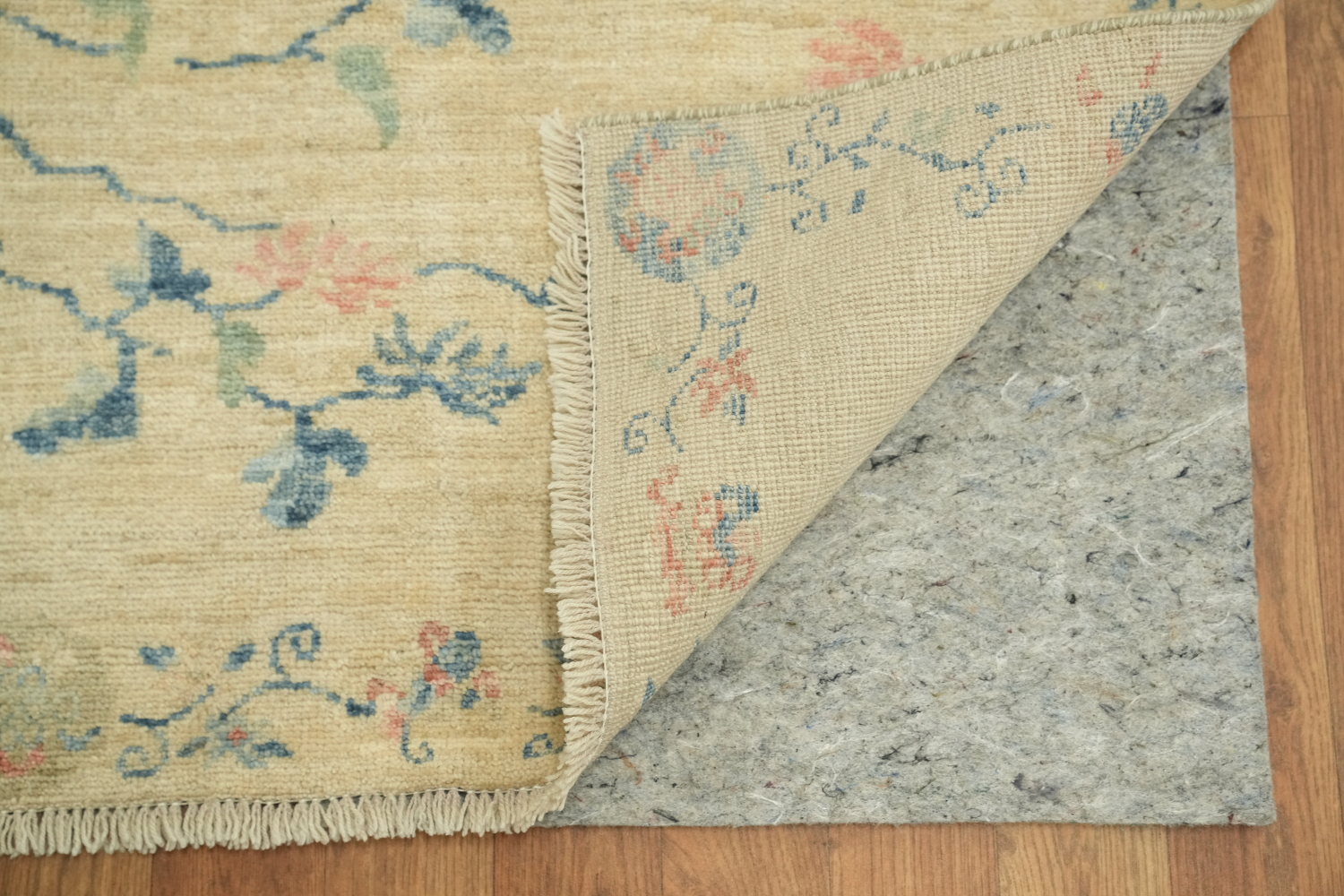 Pastel Tones and Floral Motifs in an Artistic Vintage Style Runner 3'x12'