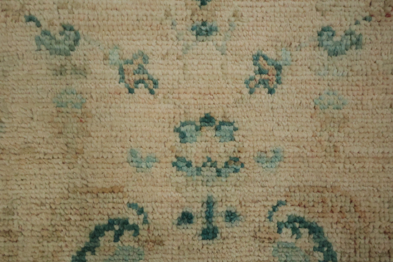 Hand-Knotted Oushak Turkish Area Rug 3x4