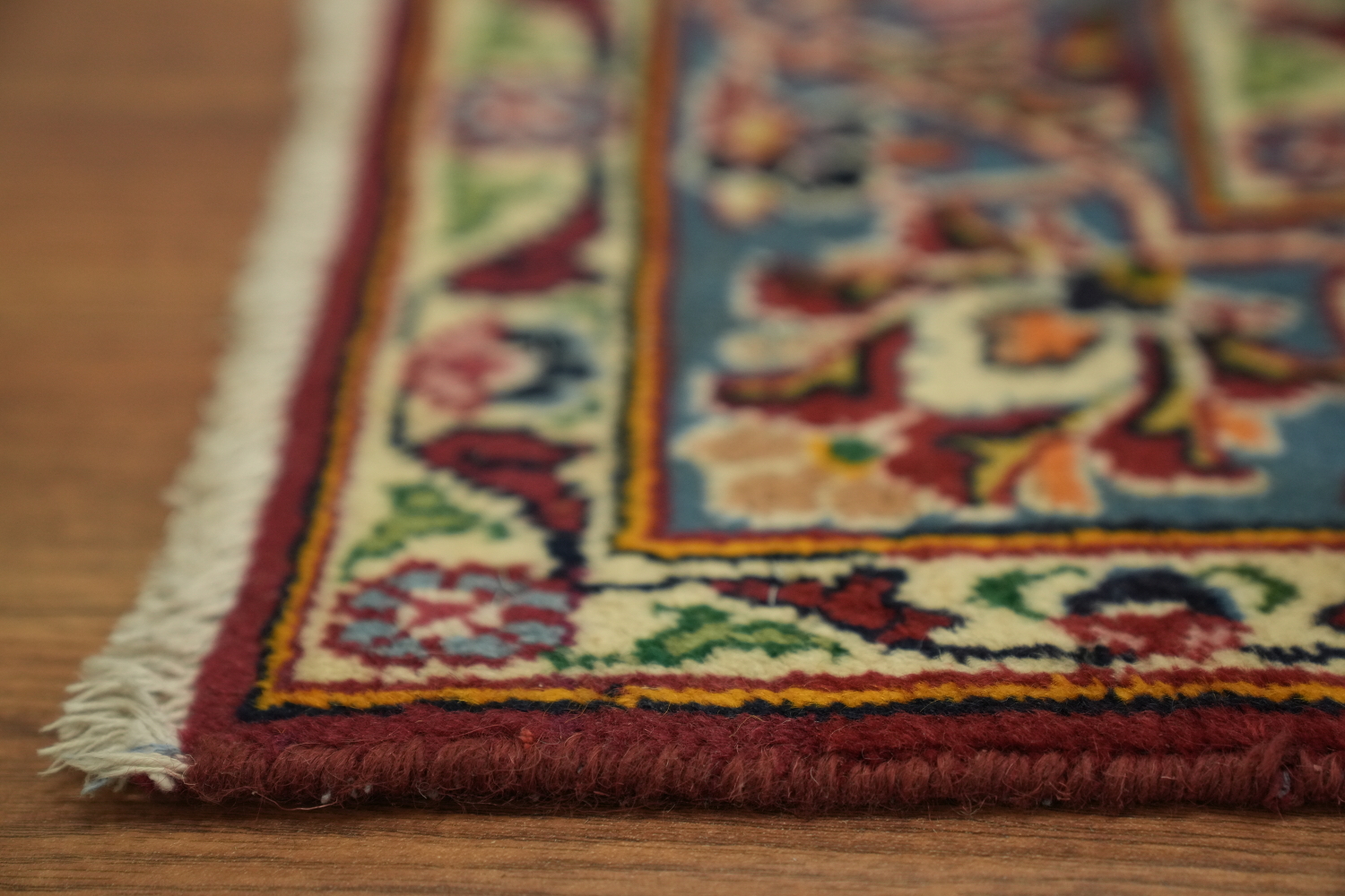 Elegant Traditional Kashan Persian Carpet with Rich Floral Designs 11x16